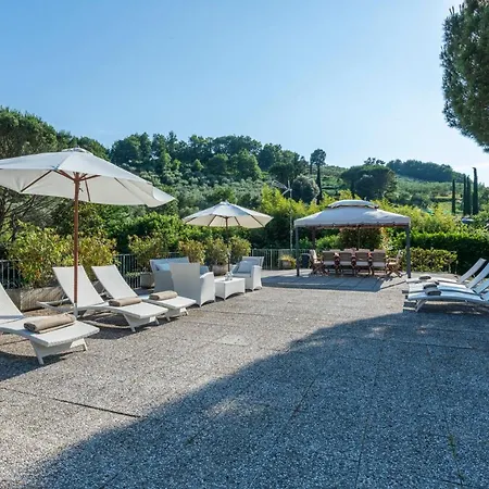 Villa Leone *