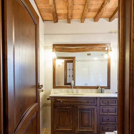 Leone Villa San Gennaro (Lucca)