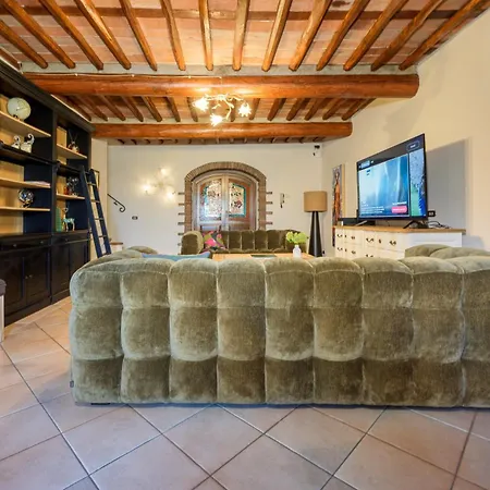 Leone Villa