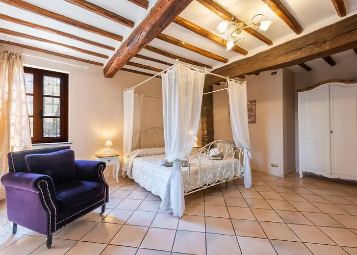Leone Villa